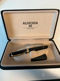 Penna stilografica Aurora88 pennino oro massiccio