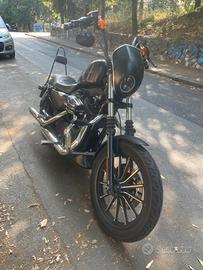 Harley davidson 883 Iron
