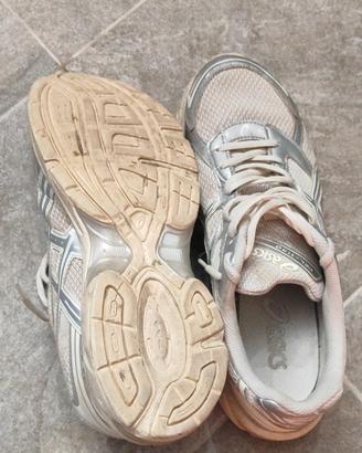 Asics si può contrattare 