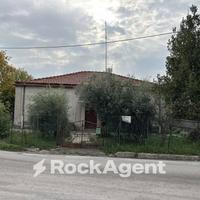 CASA SINGOLA CON GIARDINO