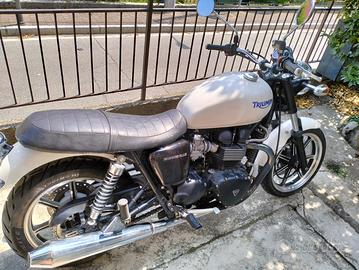 Triumph Bonneville 865