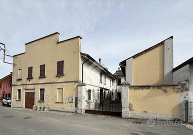 CASA INDIPENDENTE A DOVERA