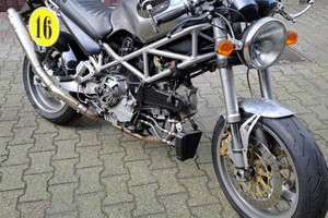 Ducati monster 1000s cafe racer