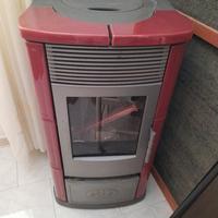 stufa a pellet "Edilkamin" + boiler "Cordivari".