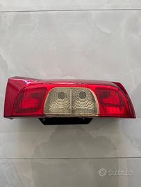 Stop Posteriore sinistro Fiat Qubo