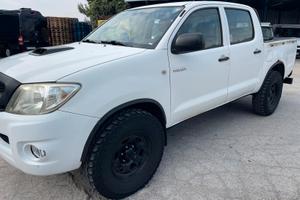 Toyota Hilux 2.5 D-4D 4WD 4p. Double Cab 4x4