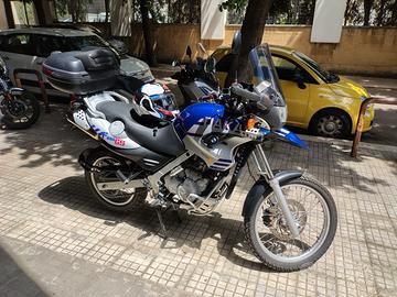 Moto BMW 650 GS Dark