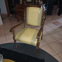 poltrona legno massello 