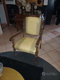 poltrona legno massello 