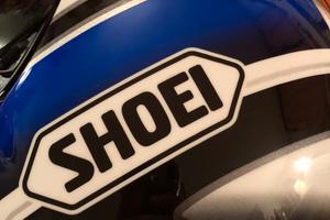 Casco Shoei misura M peso 1400gr