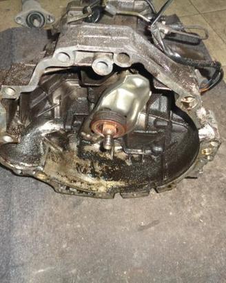CAMBIO 5 MARCE AUDI A4 8D 1.8 TURBO BENZINA 95