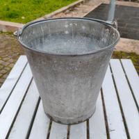 secchio in ferro zincato vintage 