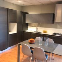 Cucina in legno rovere grigio