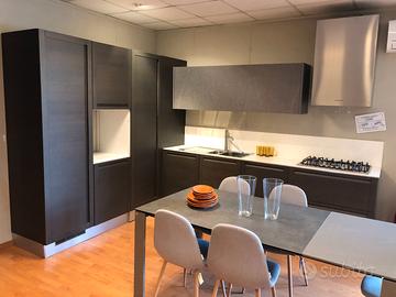 Cucina in legno rovere grigio