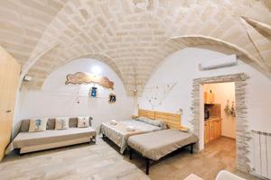 Bilocale, per brevi periodi,, fino a 4 posti letto