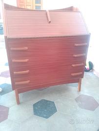 Scrittoio con ribaltina anni 60 vintage