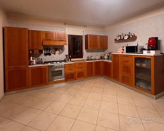 Cucina angolare completa