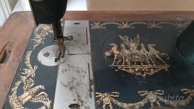 Storica macchina da cucire NECCHI