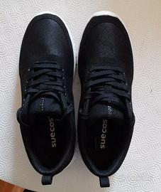 Scarpa sportiva Unisex Numero 38 Nero Suecos
