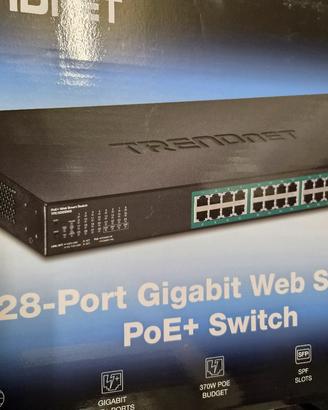 Switch PoE+ 28 porte