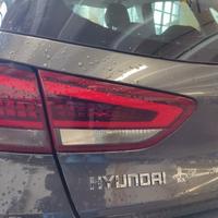 Fanale post sx int HYUNDAI I30 del 2021