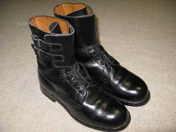 Anfibi militari numero 42