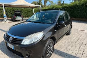 DACIA SANDERO 2009