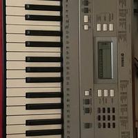 Tastiera musicale Yamaha psr e 353