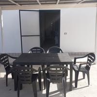 Casa con ampio giardino