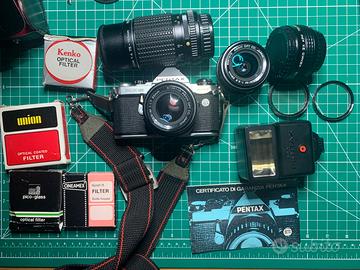 Pentax ME super con lotto 3 obbiettivi.