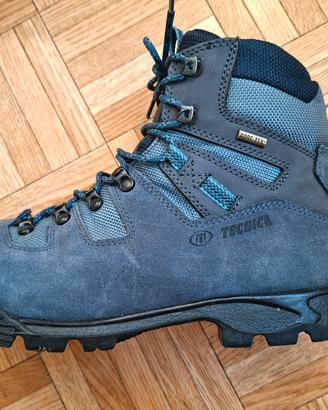 Tecnica scarponcini trekking 