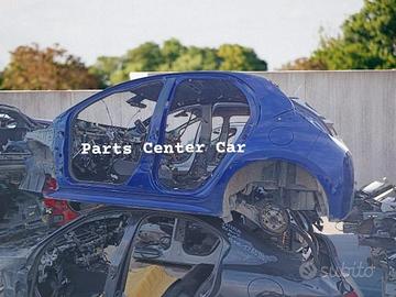 Ricambi scocca x taglio lamiera toyota yaris 2022