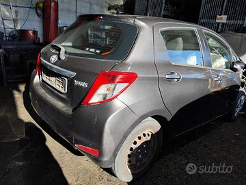 PER uso RICAMBI - toyota yaris 3 serie xp130