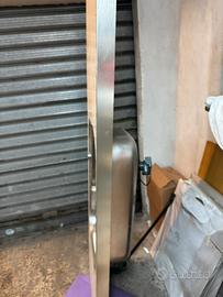 Piano cucina buon materiale di qualità con lavello