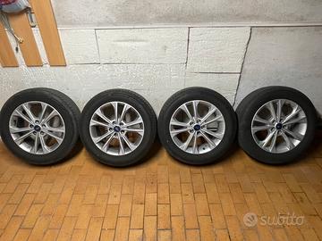 Cerchi 17 in lega  ford + pneumatici 235/55r17