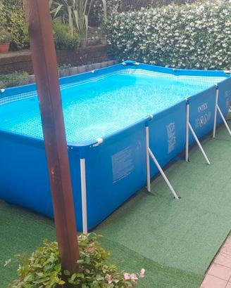 Piscina intex 450 x 220 cm. in buono stato