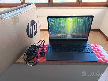 HP 15,6" FHD 6-core i3-12th 16/512GB MVMe Win11