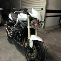 Triumph street triple 675
