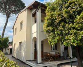 Appartamento Forte dei Marmi - loc Vittoria Apuana