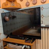 TV 43" Telefunken