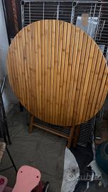 Tavolo rotondo in legno