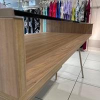 Tavolo espositore negozi uffici cabine armadio