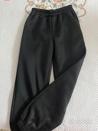 Pantaloni neri tuta