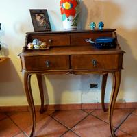 Mobili in arte povera