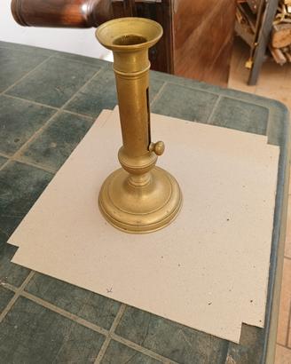candelabro in ottone antico