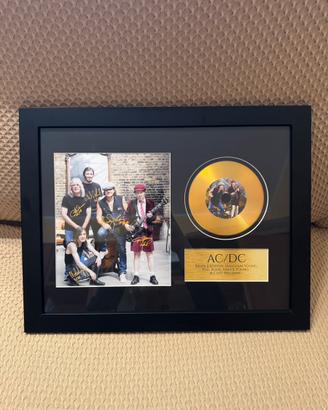 QUADRO ESPOSITORE DISCO ORO CON AUTOGRAFI AC/DC