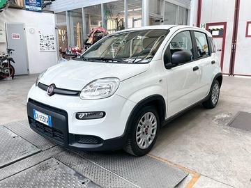 Fiat Panda 1.0 FireFly S&S Hybrid City Life Scherm