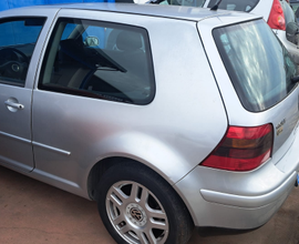 Volkswagen Golf IV 1.6 105cv