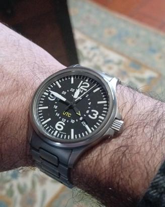 Sinn utc gmt tegimented 40mm 