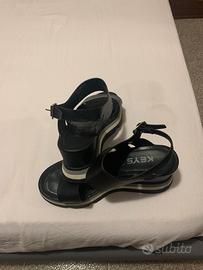 Sandali con la zip numero  39